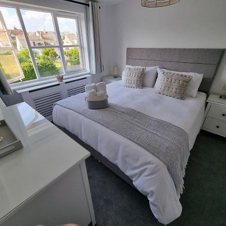 스와니지 Hightide - 2 Bed With Parking, Balcony & Sea View. 아파트 외부 사진