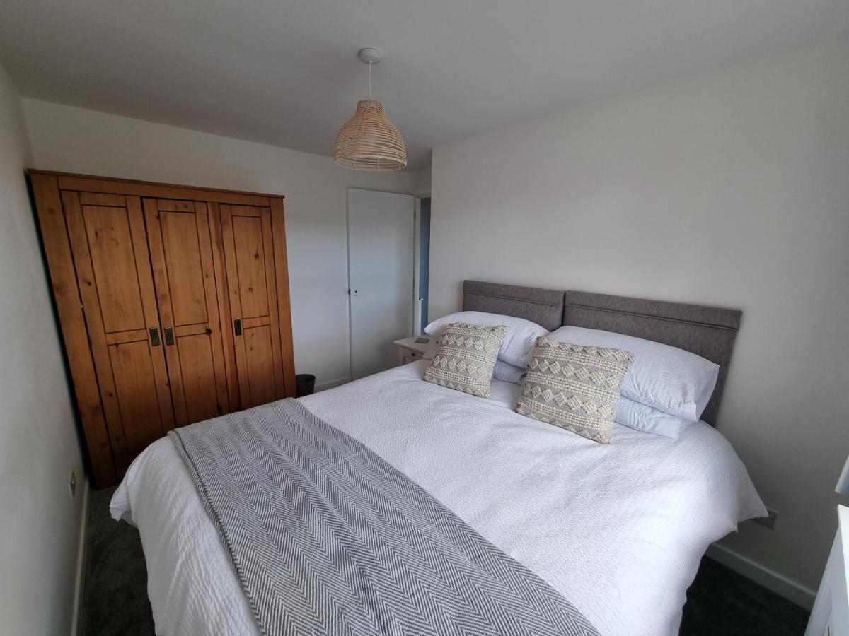 스와니지 Hightide - 2 Bed With Parking, Balcony & Sea View. 아파트 외부 사진