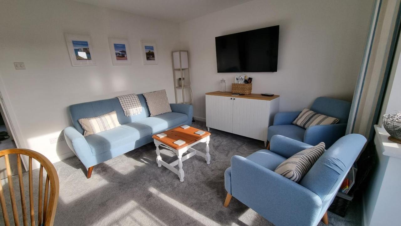 스와니지 Hightide - 2 Bed With Parking, Balcony & Sea View. 아파트 외부 사진