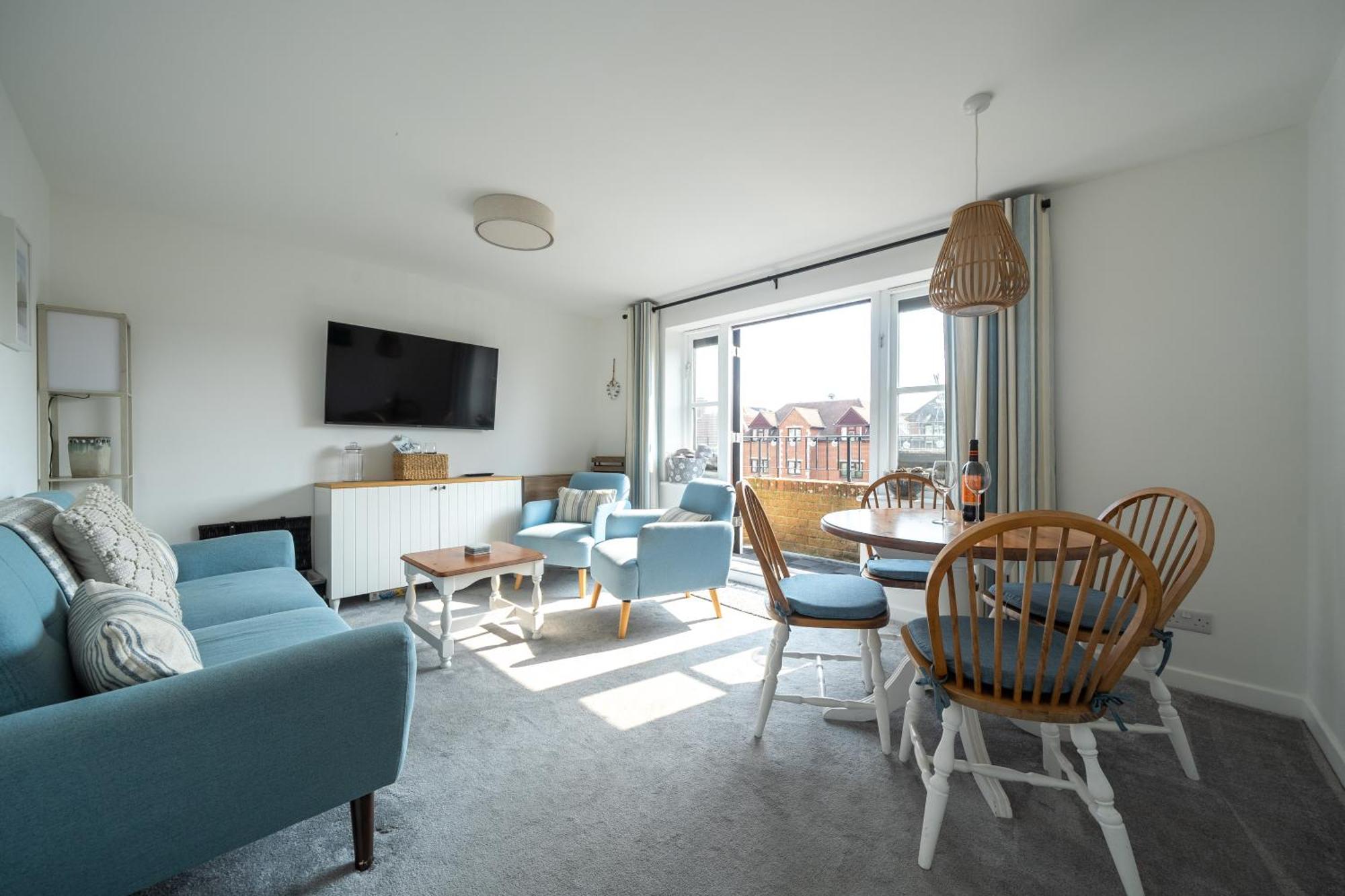 스와니지 Hightide - 2 Bed With Parking, Balcony & Sea View. 아파트 외부 사진